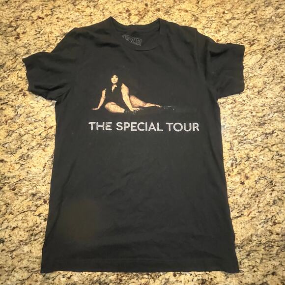 LIZZO T-Shirt The Special Tour Fall 2022 Concert womens Size Medium Black - Picture 2 of 7